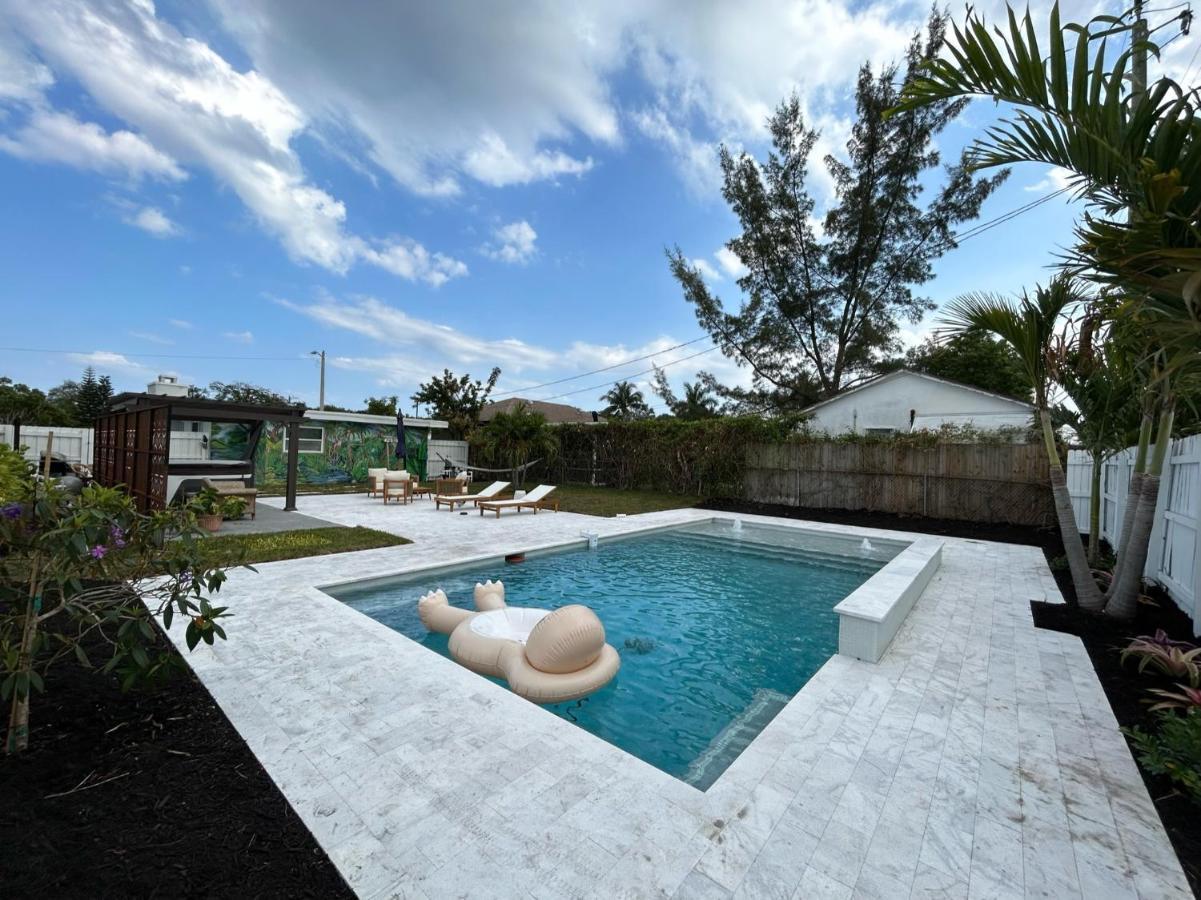 Jungle Cottage With Luxury Pool, Hot Tub And More! 沃思湖 外观 照片